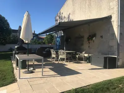 Terrasse ou espace extérieur de l'établissement Très Jolie