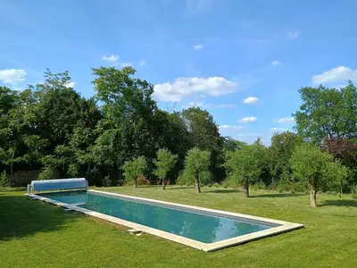 Piscine de l'établissement Villa Paignon ou située à proximité