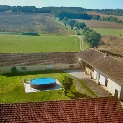 The charming private Farmhouse at La Grenouillére