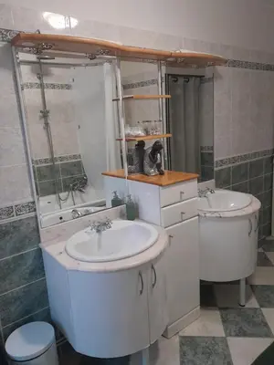 Salle de bains dans l'établissement La Charentaise des Lilas