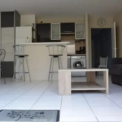 Spacieux T2 Gd confort jardin et garage privatifs