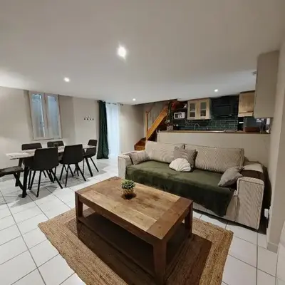 Jolie Maison au 34 centre-ville