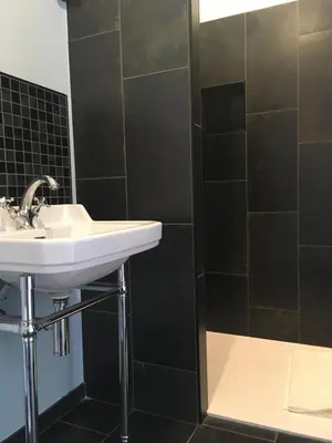 Salle de bains dans l'établissement Villa Mitsou