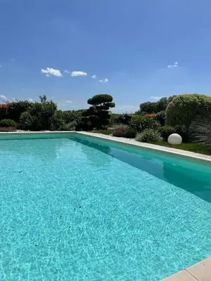Piscine de l'établissement Chambre indépendante avec piscine ou située à proximité