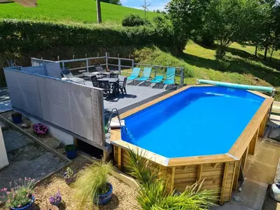 Piscine de l'établissement Millstone Gite 2, two bed apartment + shared pool ou située à proximité