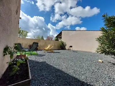 Jardin de l'établissement La maisonnette du marais