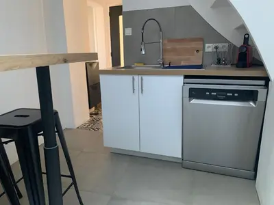 Cuisine ou kitchenette dans l'établissement Le calme au coeur de Chauvigny
