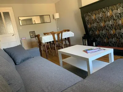 Coin salon dans l'établissement Le calme au coeur de Chauvigny