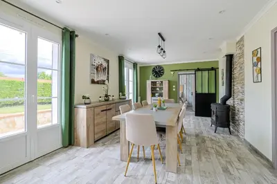 Cuisine ou kitchenette dans l'établissement Le Saint-Roch #Jardin #Paisible