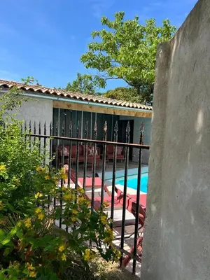 Piscine de l'établissement Le 240b #1 ou située à proximité