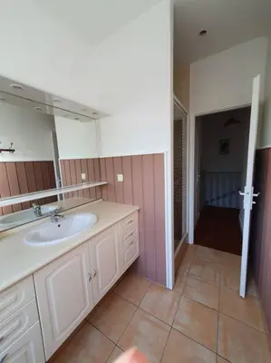 Salle de bains dans l'établissement Maison à 400 m du vieux port