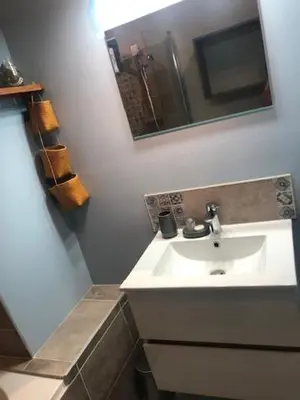 Salle de bains dans l'établissement La Belle Aventure