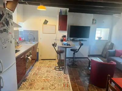 Cuisine ou kitchenette dans l'établissement So British ! Appart atypique et sa petite terrasse