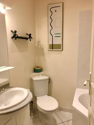 Salle de bains dans l'établissement Villa Elda