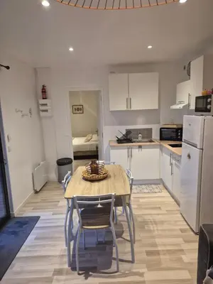 Cuisine ou kitchenette dans l'établissement Le Colibri