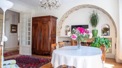 Coin salon dans l'établissement Appartement de caractère au cœur de Poitiers