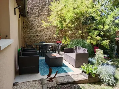 Jardin de l'établissement Maison Dominique
