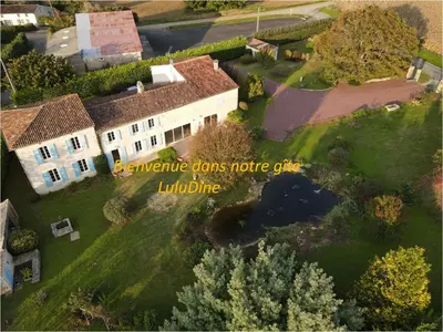 Jardin de l'établissement Gîte LuluDine