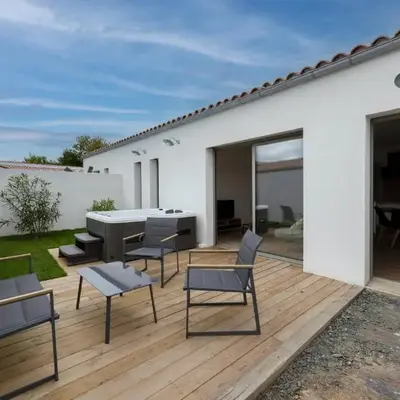 Un cocon climatisé avec jacuzzi