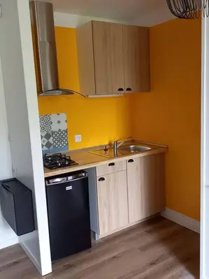 Cuisine ou kitchenette dans l'établissement La Grelauderie 5