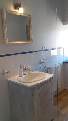 Salle de bains dans l'établissement La Grange de Gournay