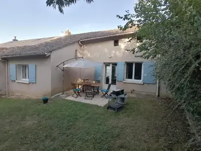 Jardin de l'établissement Gite La Passerelle de Giez - Vienne (86) Poitou-Charentes