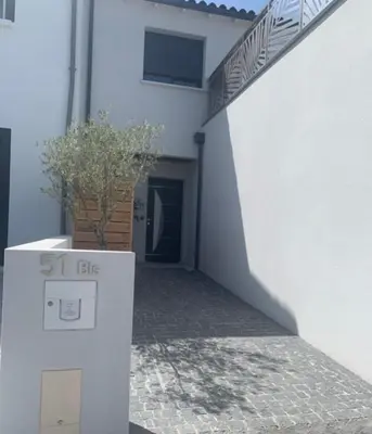 Plan de l'établissement Maison terrasse proche centre ville et ile de Ré