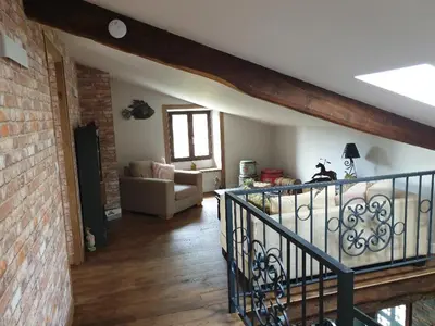 Coin salon dans l'établissement La Maison du Lac Lavaud
