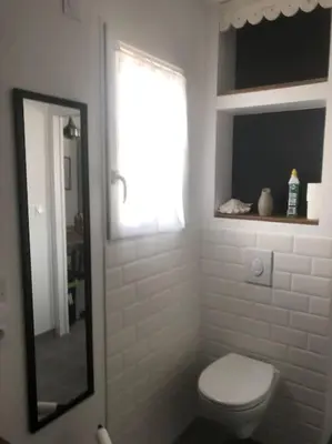 Salle de bains dans l'établissement Maison d'hôtes cosy & agréable à 5min du Futuroscope