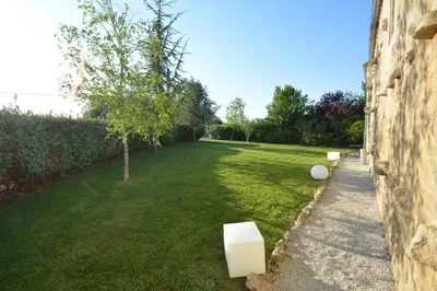 Jardin de l'établissement Aux 4 Cornes - Chambre d'hôtes