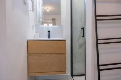 Salle de bains dans l'établissement Le Cocon Urbain en Hyper Centre