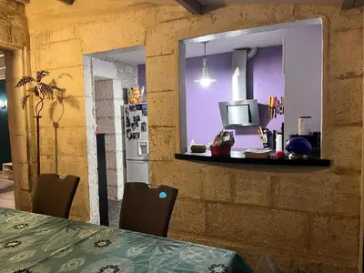 Plan de l'établissement Maisonnette proche gare très agréable