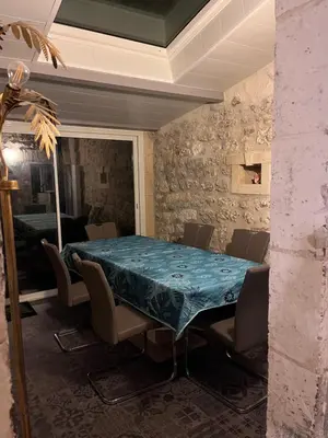 Plan de l'établissement Maisonnette proche gare très agréable