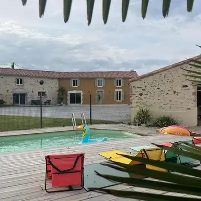 gîte la vie en couleur 14 personnes