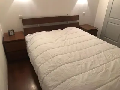 Un ou plusieurs lits dans un hébergement de l'établissement Charming 5-Bedroom House in Croix-Chapeau, La Rochelle, France