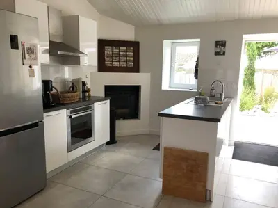 Cuisine ou kitchenette dans l'établissement Moulin de l’aubier