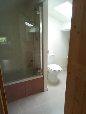 Salle de bains dans l'établissement Modern one bedroom cottage