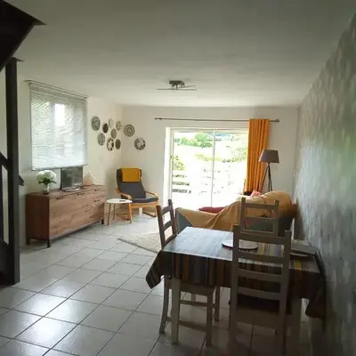 Modern one bedroom cottage