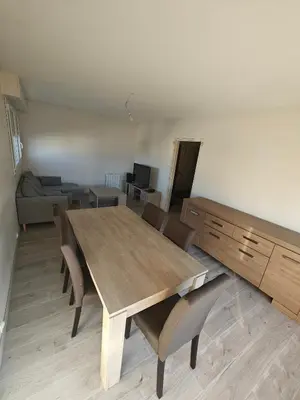 Télévision ou salle de divertissement dans l'établissement Chambre Poitiers