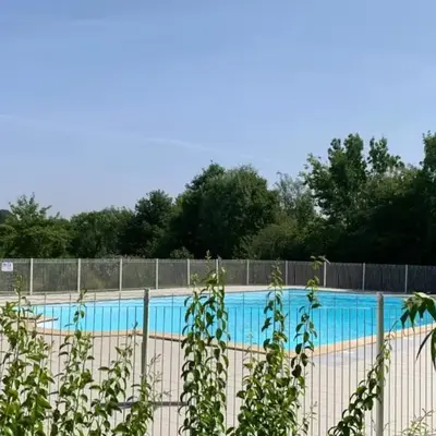ZEcamping 3 animaux acceptés piscine snack bar et restaurant