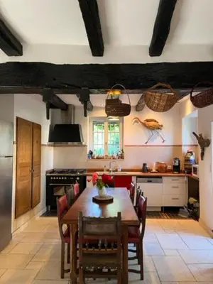 Cuisine ou kitchenette dans l'établissement Val d'oiseaux