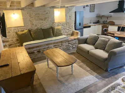 Coin salon dans l'établissement le Domaine du Petit Bois, Gîte l'Etable