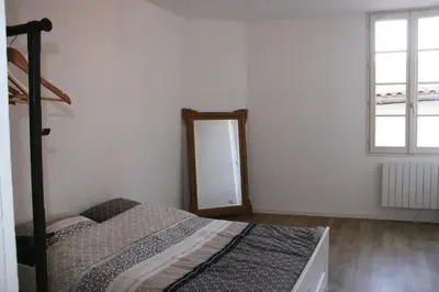 Un ou plusieurs lits dans un hébergement de l'établissement Magnifique appartement - Hyper centre Vieux Cognac
