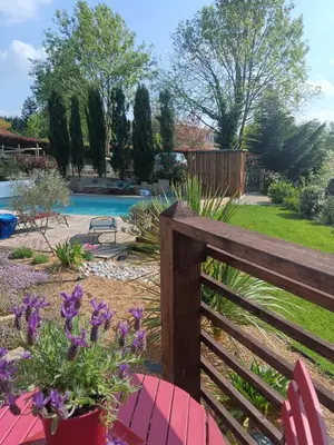 Piscine de l'établissement La caronnière ou située à proximité