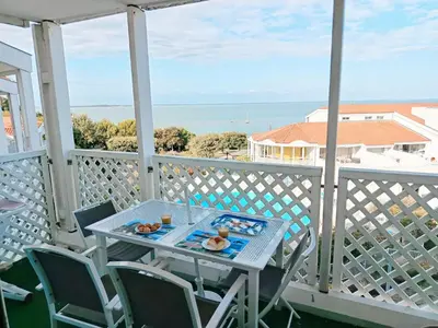 Balcon ou terrasse dans l'établissement Les Terrasses de Fort Boyard