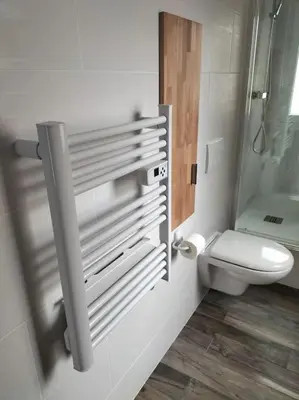 Salle de bains dans l'établissement Logement entier 3 pièces et terrasse