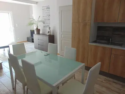 Cuisine ou kitchenette dans l'établissement Le clos de Salles