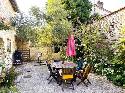 Plan de l'établissement Aux Agapanthes, Maison de vacances de charme avec piscine Charente Maritime