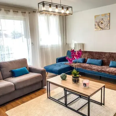 T3 Moderne avec balcon terrasse et parking gratuit