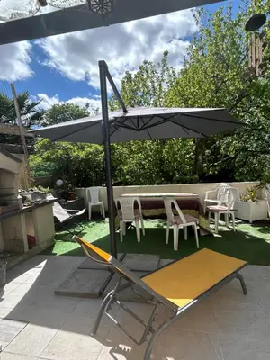 Terrasse ou espace extérieur de l'établissement PARENTHÈSE Chambre Cosy proche Centre et Gare